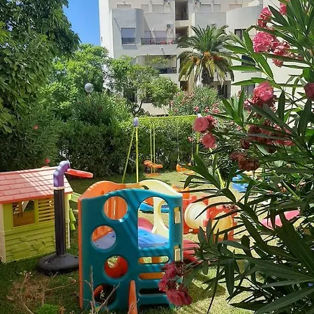 アパート T1 Ferias, Piscina E Praia! *