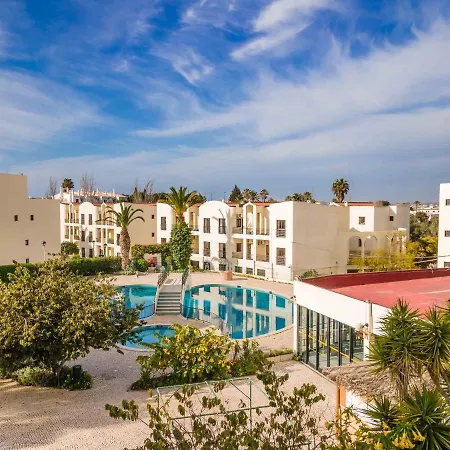 Appartement T1 Ferias, Piscina E Praia!
