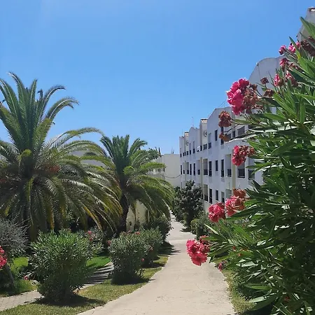 T1 Ferias, Piscina E Praia! Appartement *